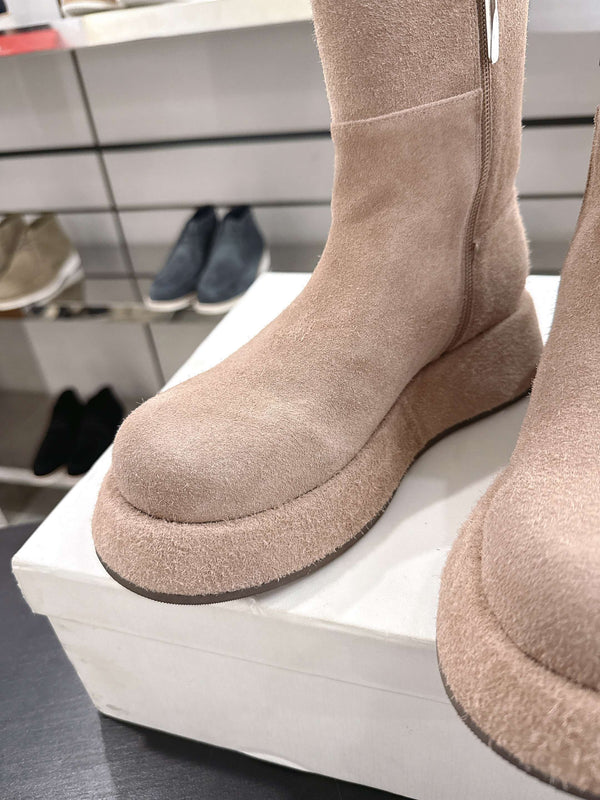 The Row SS2025. Boots  Brown Suede 543372