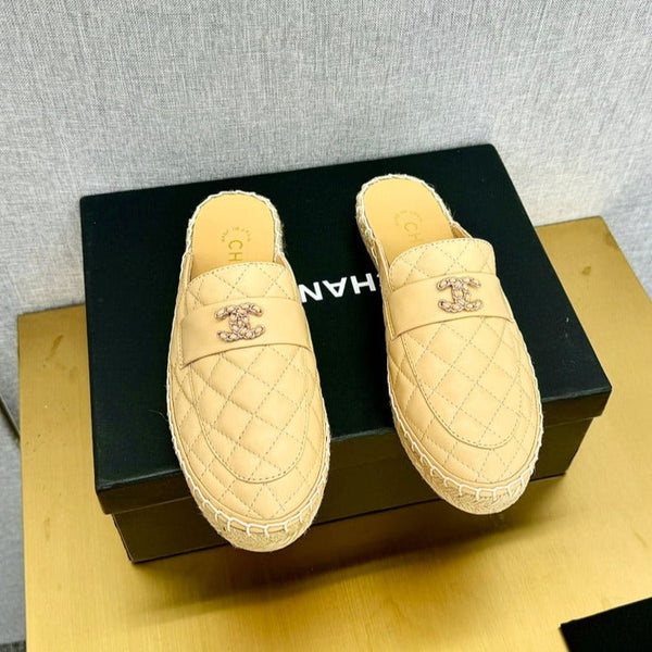 mulo in pelle di vitello trapuntata beige