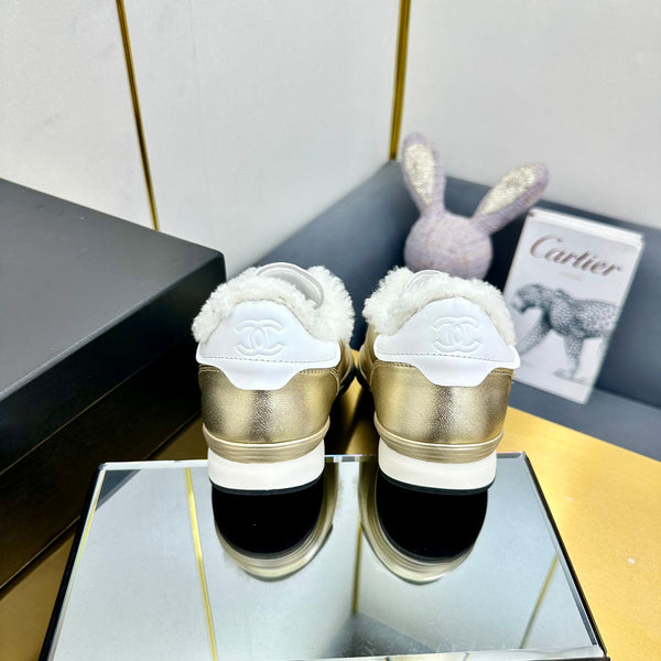 CC Low Sneaker in pelle di vacchetta di lana metallizzata oro 413859