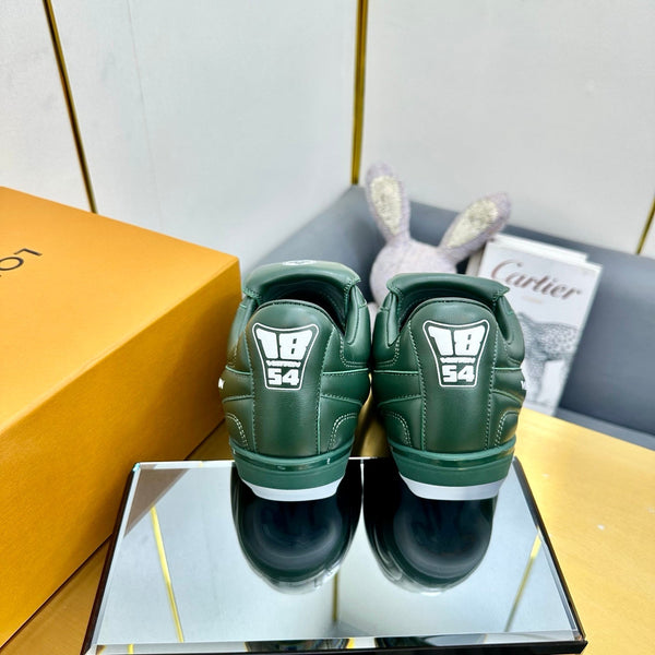 LV 25C Sneaker LV Footprint Soccer Vert Cuir de Veau uni 219933