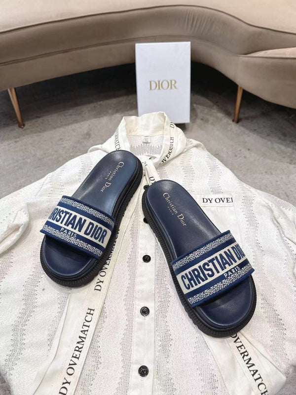 CD 26s Platform Sandals Navy Blue Cream Leather Fabric 944464