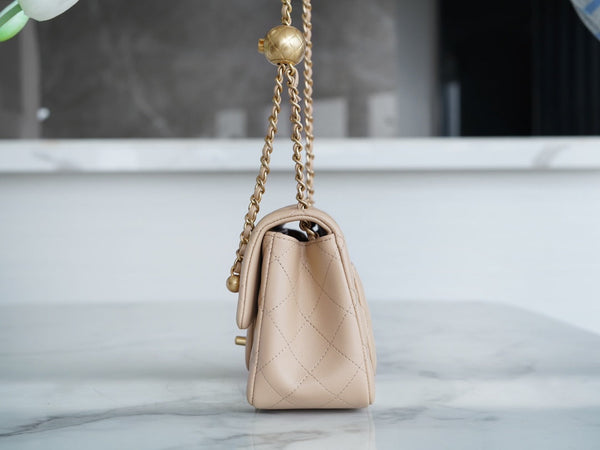 CLASSIC FLAP 17 MINI SQUARE LIGHT BEIGE LAMBSKIN GHW