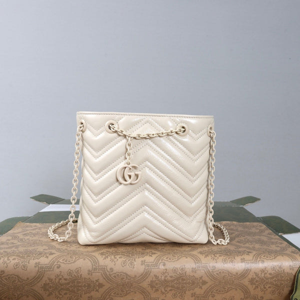 GG 26s Marmont Nano Bucket Bag 17cm Ivory Quilted Leather