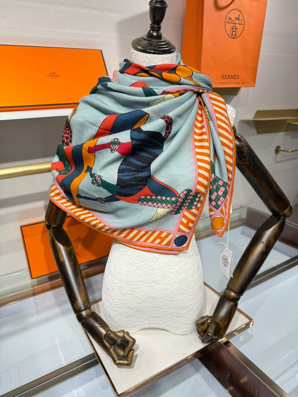 HM A Toute Allure Scarf 140 Light Blue Orange Cashmere Silk