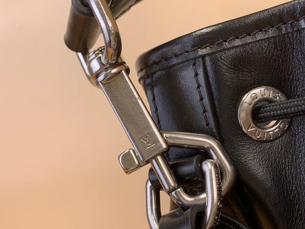 LV Noe Cargo Jmlt Black Calfskin 205342