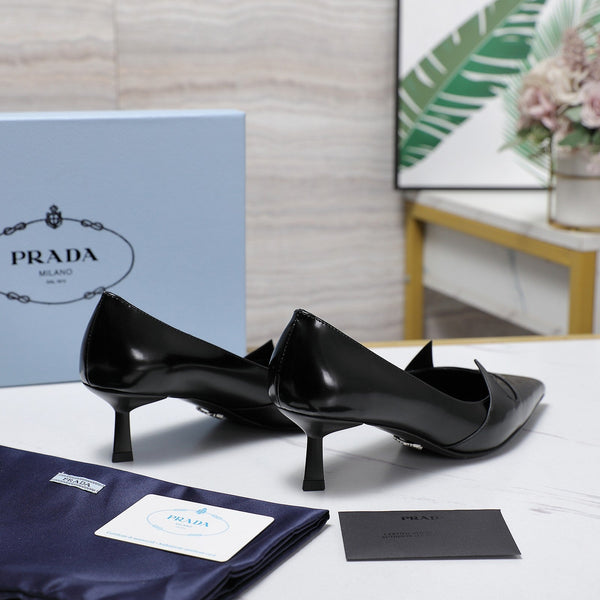 Décolleté Prada bicolore spazzolate 55mm in pelle di vacchetta nera 456267