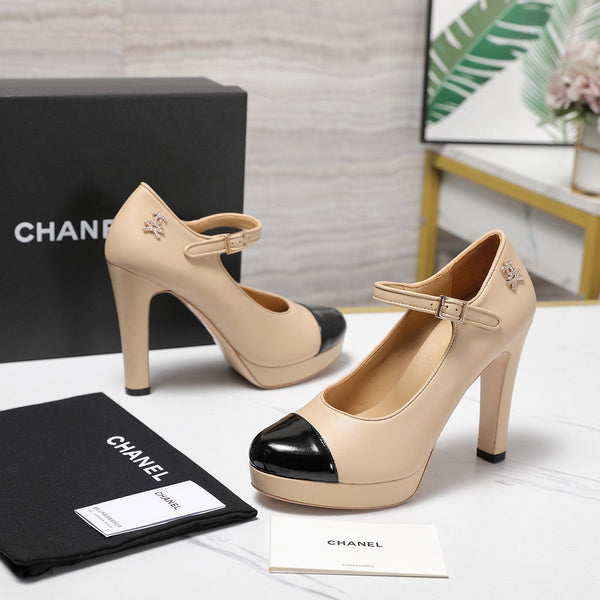 Décolleté con plateau e fibbia CC 100 mm in pelle di agnello nera e beige 425880