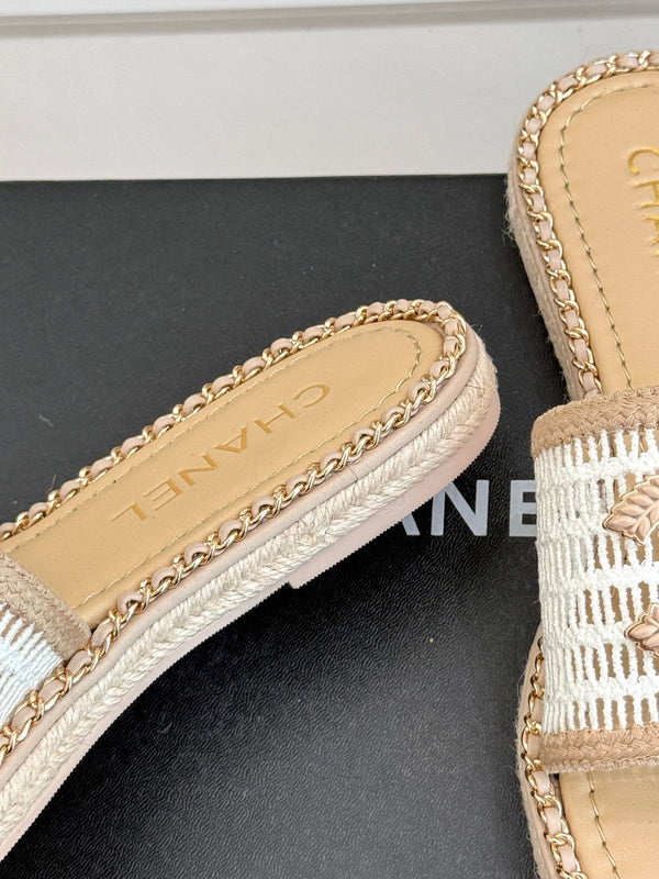 CC Mesh Hollow Chain Double C Thick-Soled Slippers 20mm Beige White 265644