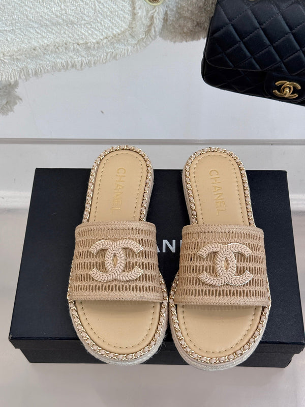 CC Mesh Hollow Chain Double C Thick-Soled Slippers 20mm Beige 265645