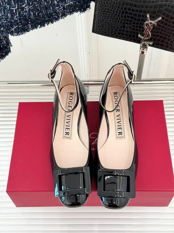 Viv Square Buckle Mary Jane in pelle di mucca fetale nera lattea 286709