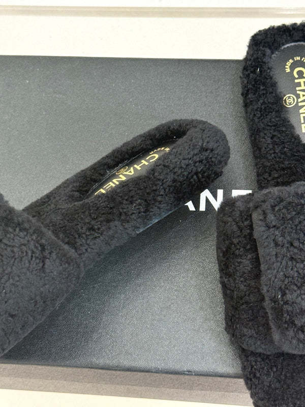 Chanel 25 Buckle Flip-up Thick-soled Slippers Black Wool 465380