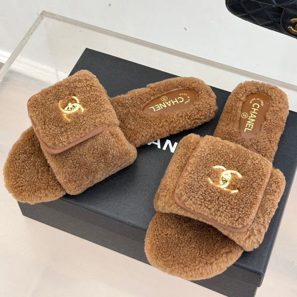 Chanel 25 Buckle Flip-up Thick-soled Slippers Brown Wool 465381