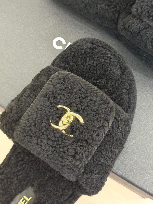 Chanel 25 Buckle Flip-up Thick-soled Slippers Black Wool 465386