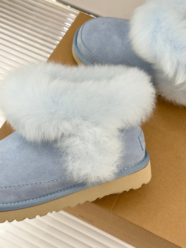 UGG Classic Ultra Mini Chalet Boots Light Blue Suede Sheepskin Cuff 517487
