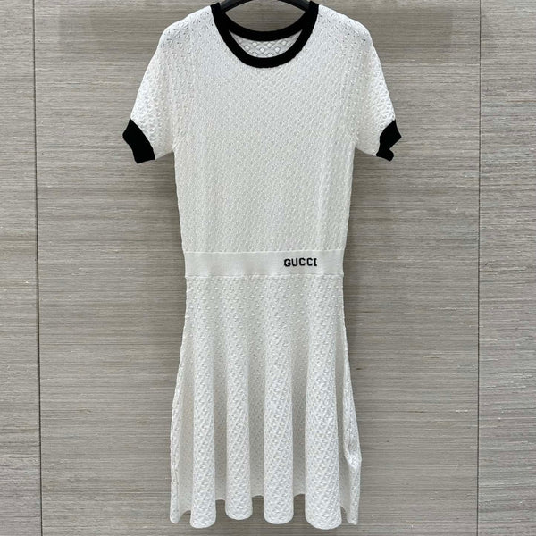 Abito Gucci 25 in maglia con scollo rotondo e maniche corte, in viscosa bianca