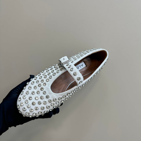 Alaia Strass Suede Ballet Flats In White 999322