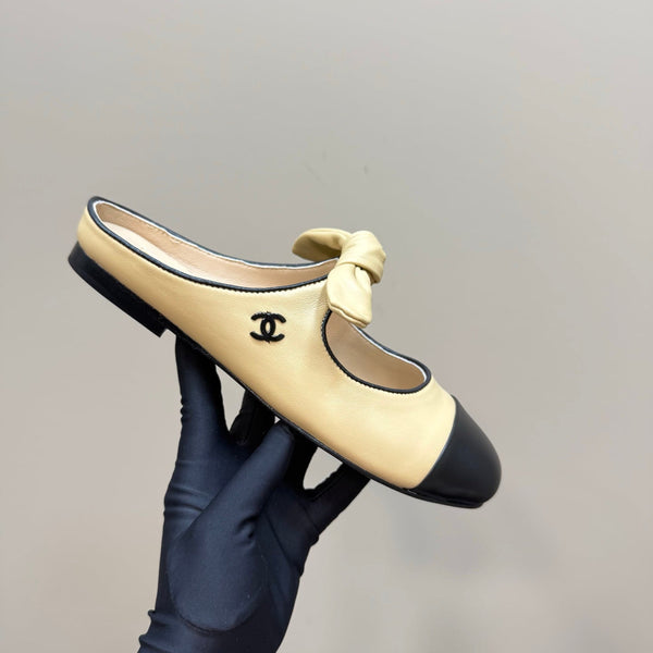 CC 25 Mule Flat Giallo Pastello Pelle di Pecora 239416