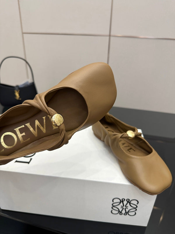 Loewe 25 Pebble Ballerine in pelle di vitello marrone