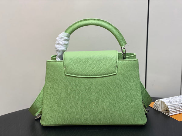 capucines mm 31,5 pelle taurillon verde turchese hardware argento