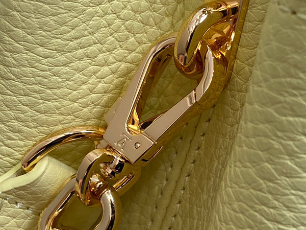 CAPUCINES BB 27 GIALLO TAURILLON ORO HARDWARE