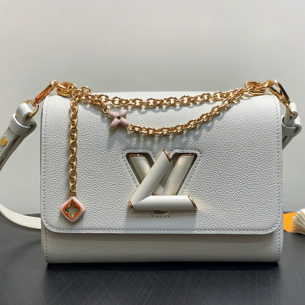 Twist MM Slim 23cm Cream Calfskin