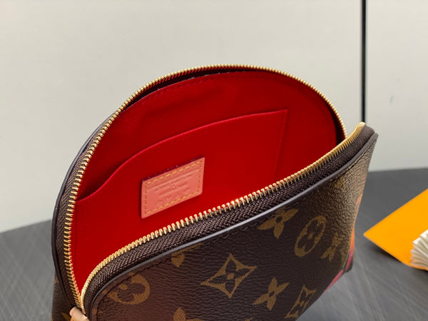 Pochette per cosmetici LV x TM in tela monogrammata PM 