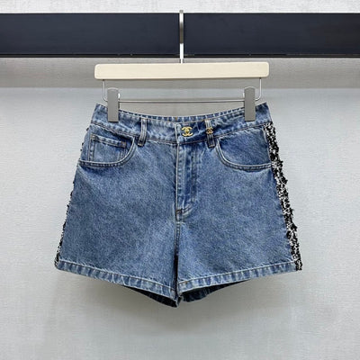 Short en jean Chanel 2026 en patchwork et ourlets, coton bleu 239252