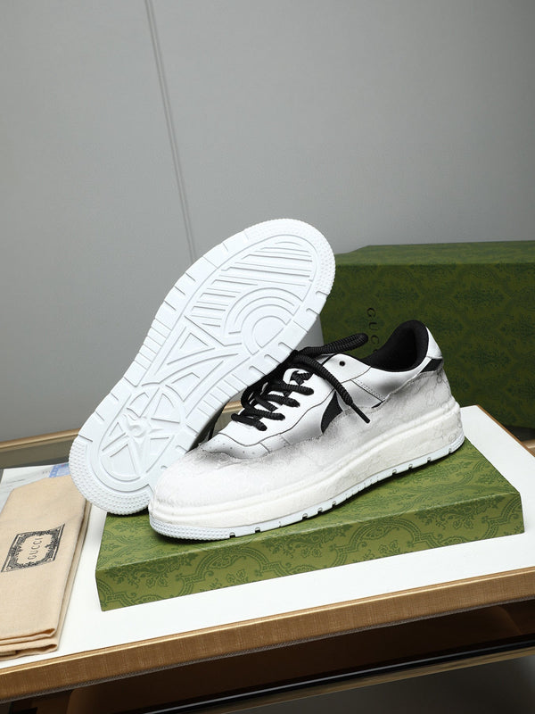Sneaker da uomo GG Nero Bianco 587316