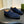Scarpa elegante da uomo GG in pelle scamosciata blu 559323