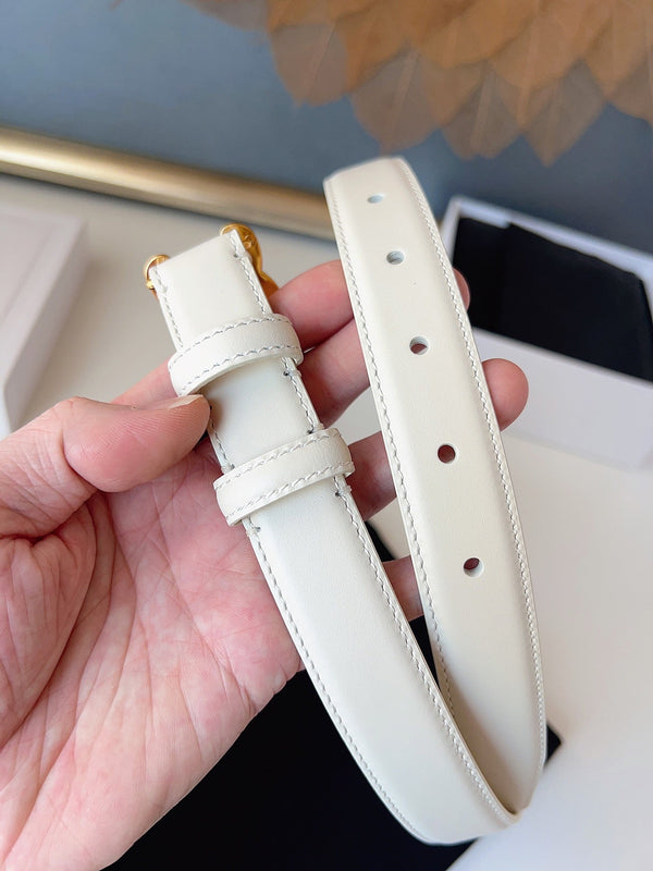 CL Ceinture Triomphe émaillée noire 25mm en cuir de vachette blanc 616415