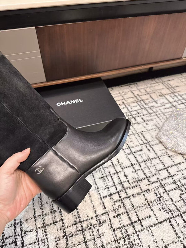 Chanel 25A Winter New Hight Boots Black Cowhide 393518