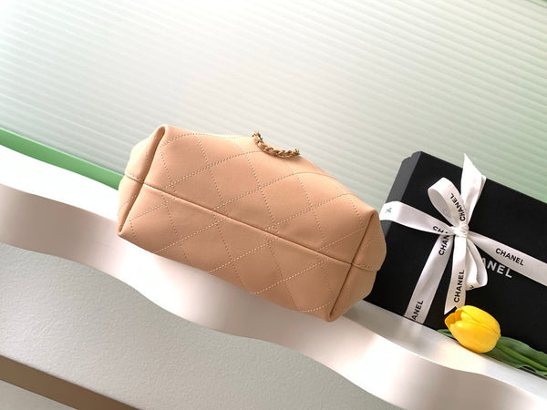 CC 2025 Hobo Bag 32cm Beige Calfskin