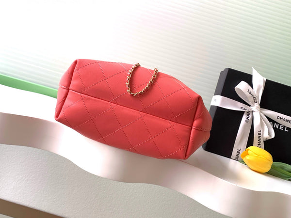 CC 2025 Hobo Bag 32cm Red Calfskin