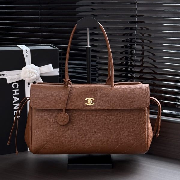 CC 26s Small Shopping Bag 38CM Brown Calfskin 143386