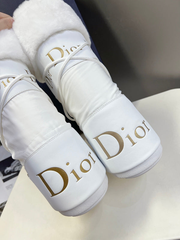 CD Short Boots 60mm In White Cowhide With Feather 989719