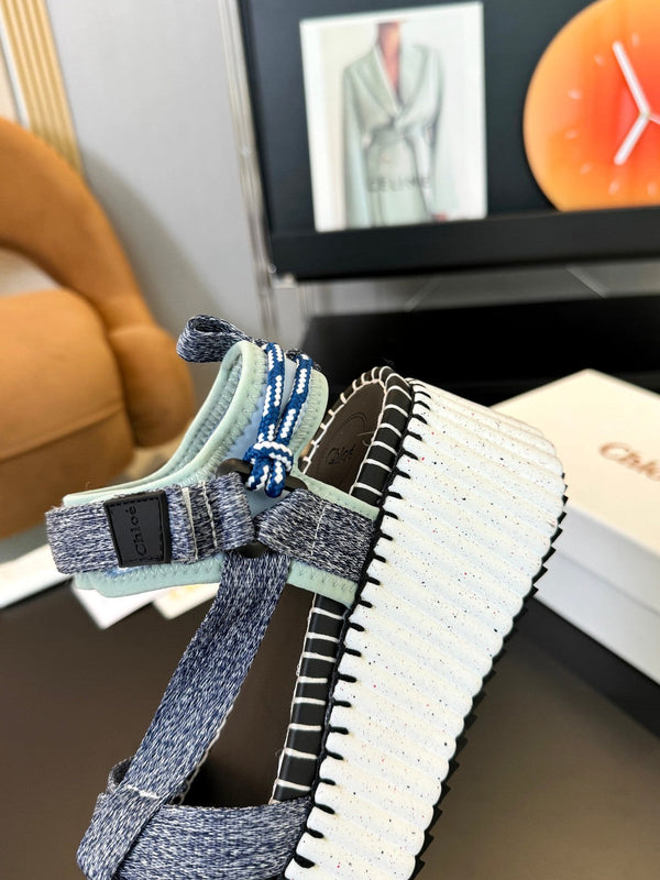 CHLOÉ NAMA WEDGE SANDALS IN GREY FABRIC AND WHITE RUBBER