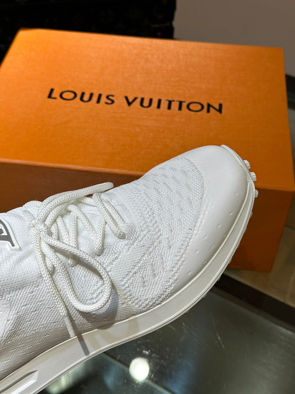 LV SNEAKERS IN WHITE CALFSKIN AND FABRIC BREATHABLE