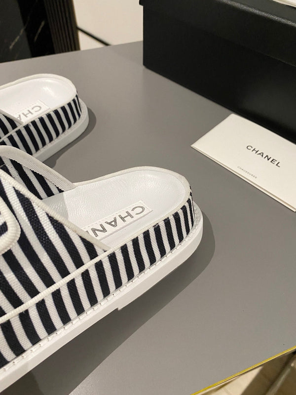 sandalo papà mulo tessuto bianco nero a righe in pelle di vitello