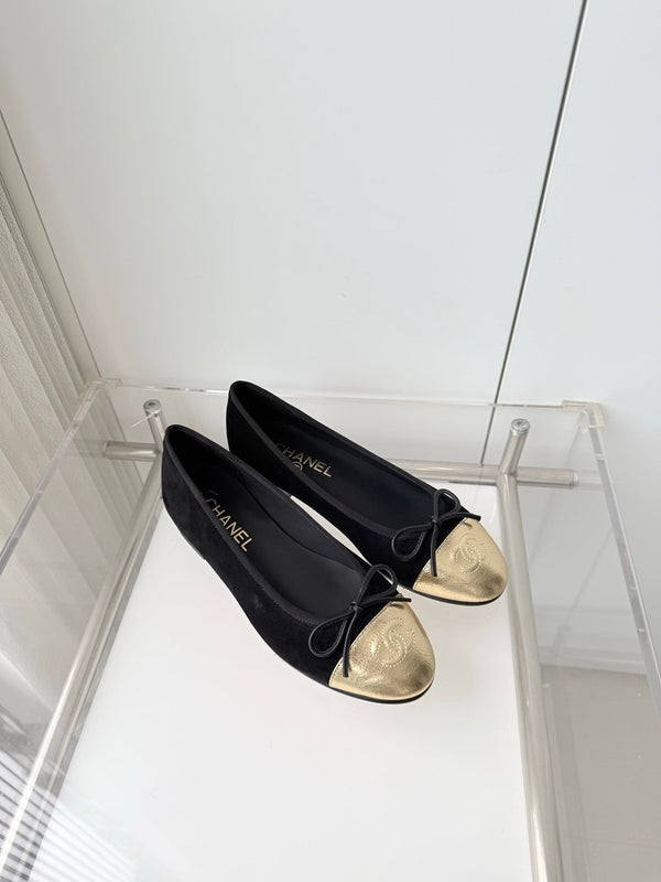 Chanel 2026 Ballet Flat Black Gold Velvet Lambskin 697401