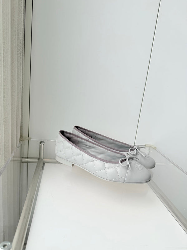 Chanel Ballerines Matelassées Agneau Gris 2026 697405