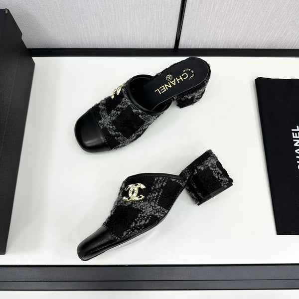 CC HIGH MULE IN TWEED DI LANA NERA E VITELLO CON FERRAMENTA ORO
