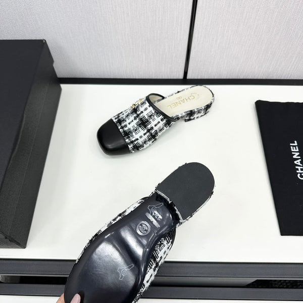 CC FLAT MULE IN TWEED DI LANA E VITELLO NERO E BIANCO