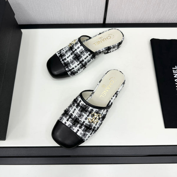 CC FLAT MULE IN TWEED DI LANA E VITELLO NERO E BIANCO
