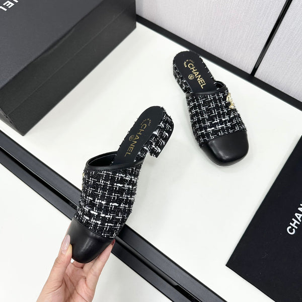 CC FLAT MULE IN TWEED DI LANA E VITELLO NERO E BIANCO