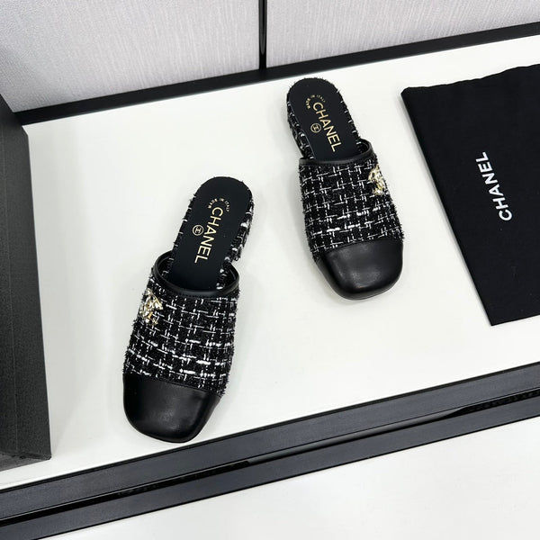 CC FLAT MULE IN TWEED DI LANA E VITELLO NERO E BIANCO