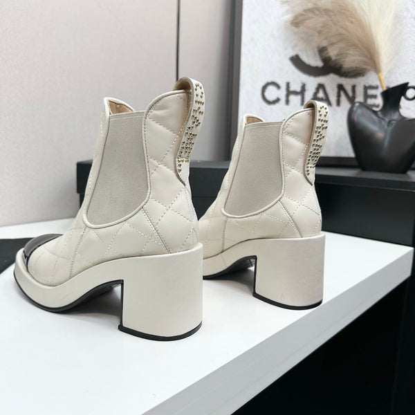 CC FW 25 Platform Ankle Boots Cream Black Patent and Quilted Leather 532620