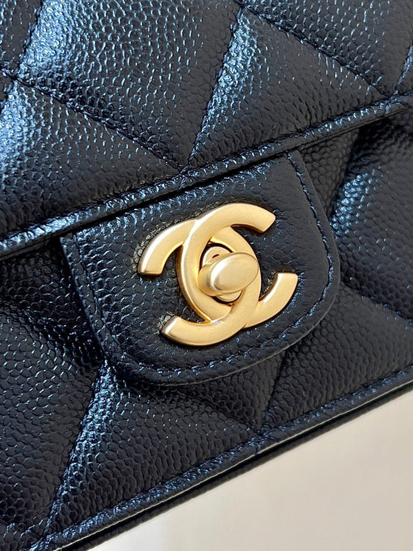 CC24K Mini Borsa con patta e manico 16 cm Nero Caviar Light GHW