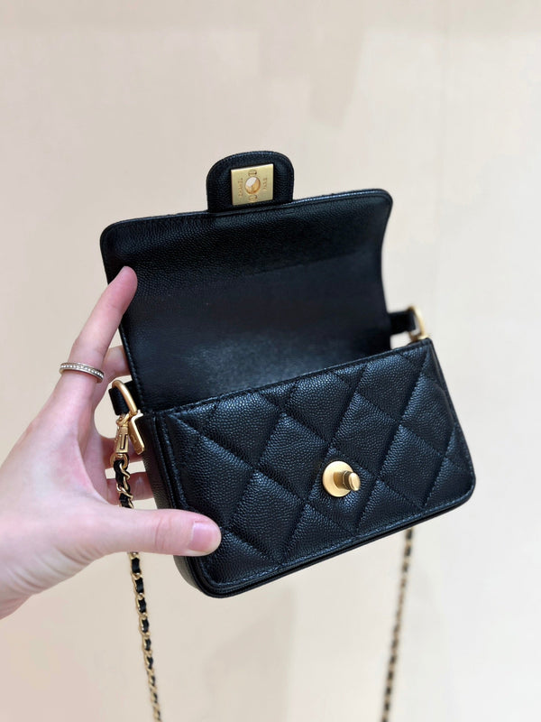 CC24K Mini Borsa con patta e manico 16 cm Nero Caviar Light GHW