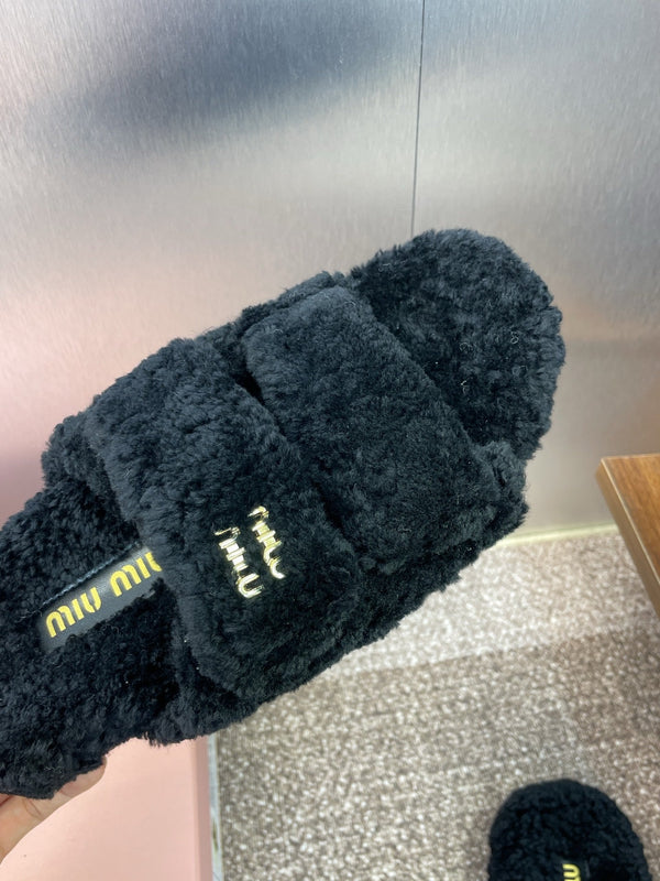 Miu Velcro Slippers Black Lambswool 508823