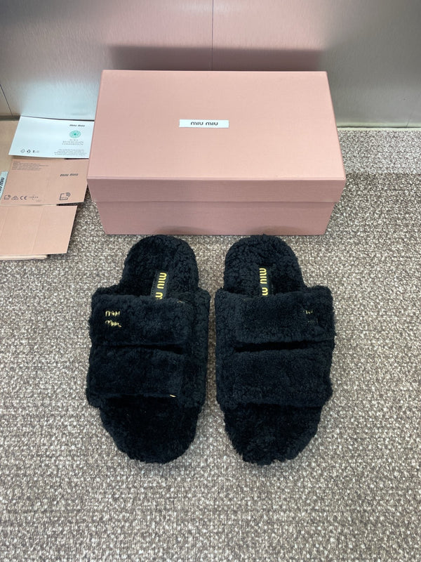Miu Velcro Slippers Black Lambswool 508823
